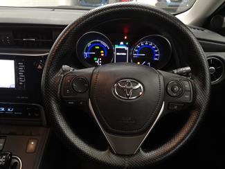 2017 Toyota Auris - Thumbnail