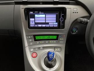 2013 Toyota Prius - Thumbnail