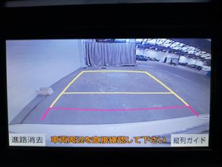 2013 Toyota Prius - Thumbnail