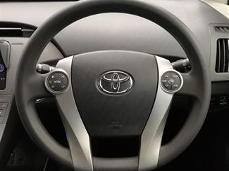 2013 Toyota Prius - Thumbnail