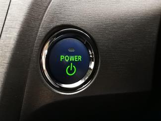 2013 Toyota Prius - Thumbnail