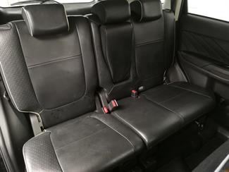 2015 Mitsubishi Outlander - Thumbnail