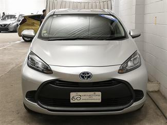 2022 Toyota Aqua - Thumbnail