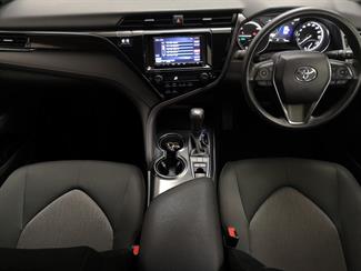 2018 Toyota Camry - Thumbnail