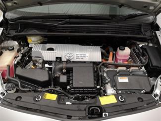 2013 Toyota Prius - Thumbnail
