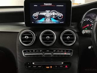 2017 Mercedes-Benz GLC 250 - Thumbnail