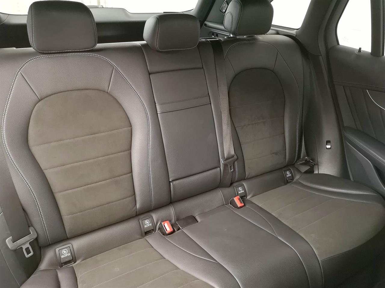 2017 Mercedes-Benz GLC 250