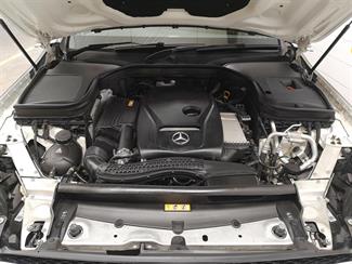 2017 Mercedes-Benz GLC 250 - Thumbnail