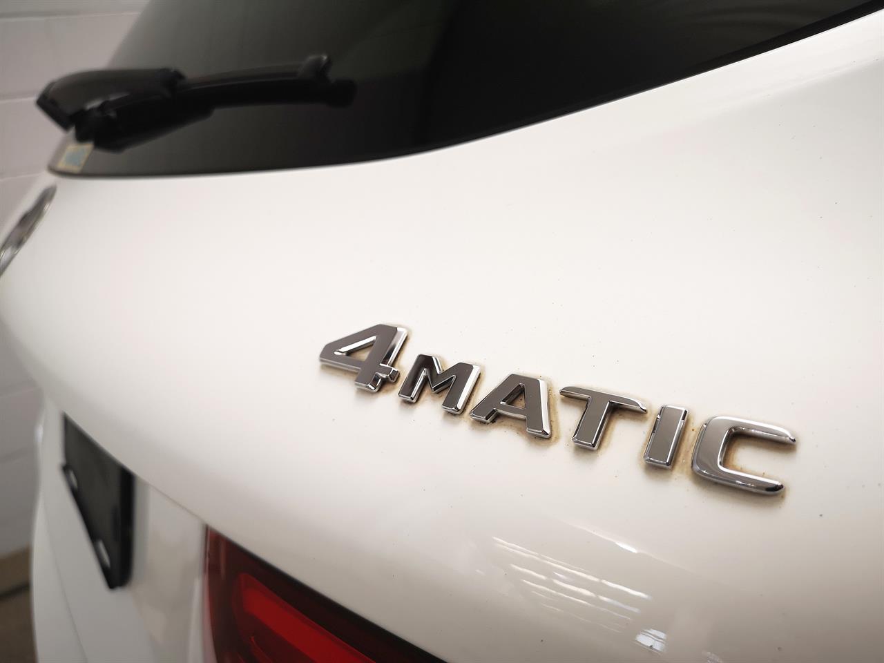 2017 Mercedes-Benz GLC 250