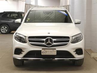 2017 Mercedes-Benz GLC 250 - Thumbnail