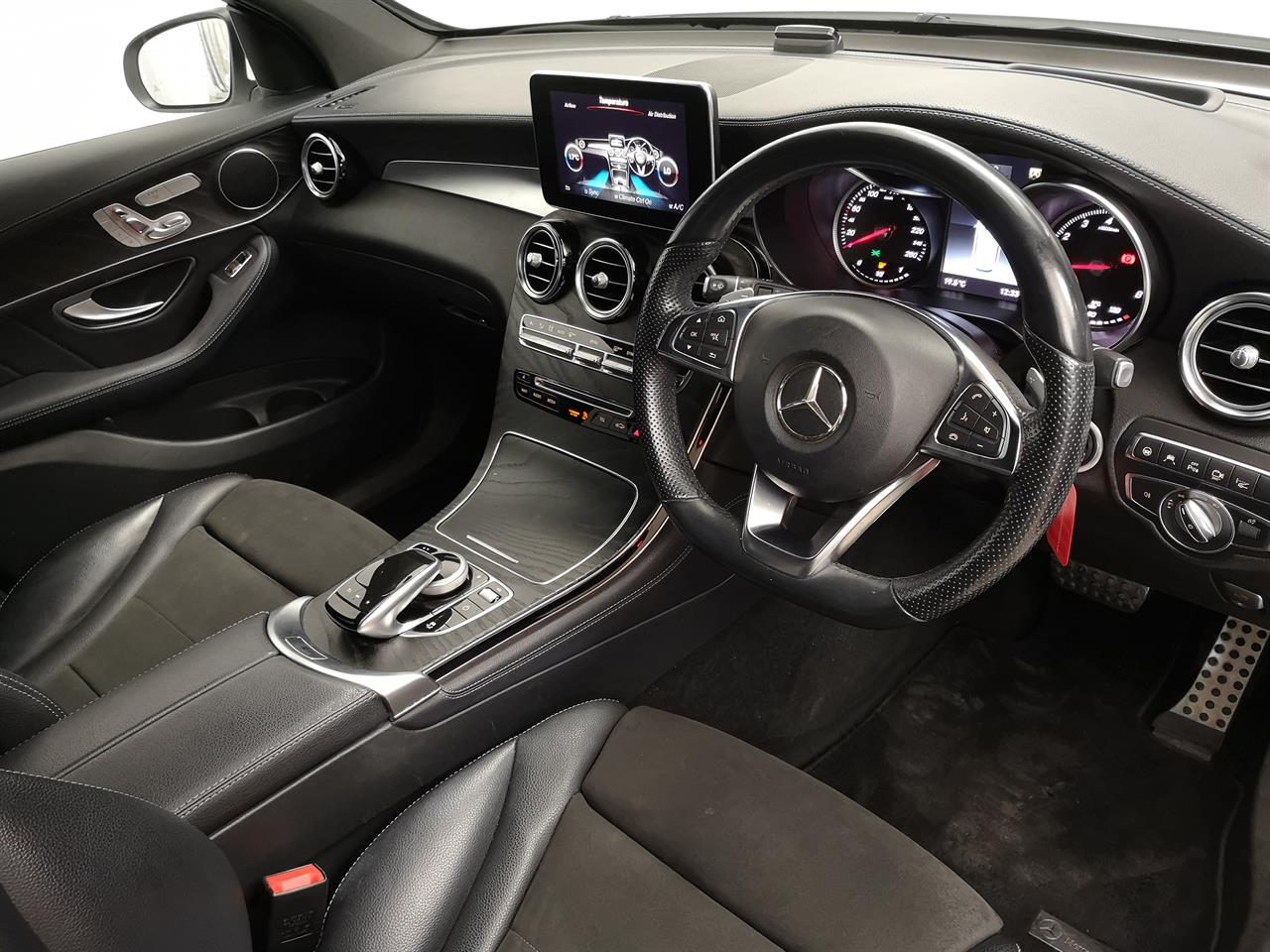 2017 Mercedes-Benz GLC 250