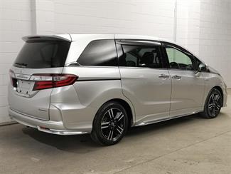 2016 Honda Odyssey - Thumbnail