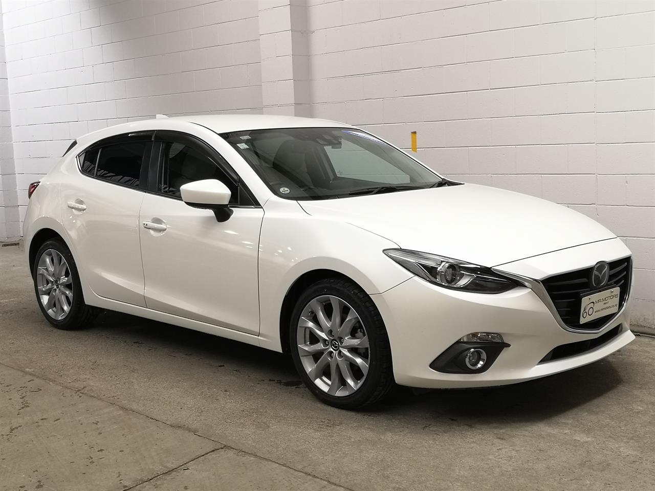 2015 Mazda Axela