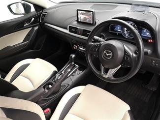 2015 Mazda Axela - Thumbnail