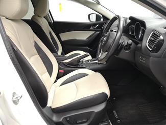 2015 Mazda Axela - Thumbnail