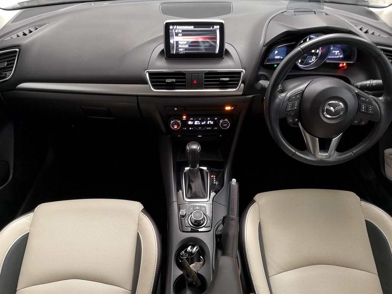 2015 Mazda Axela