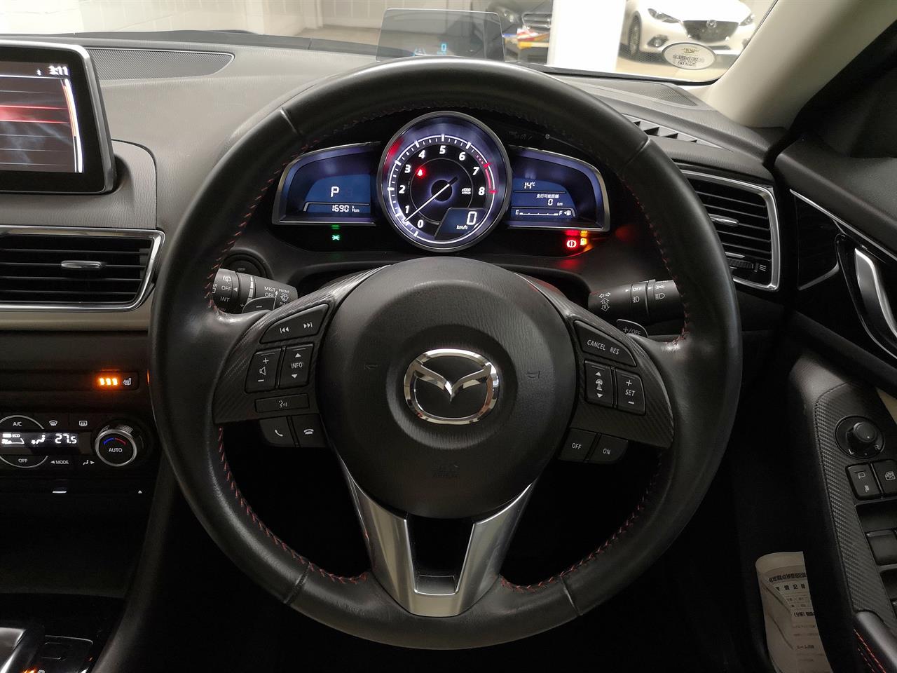 2015 Mazda Axela