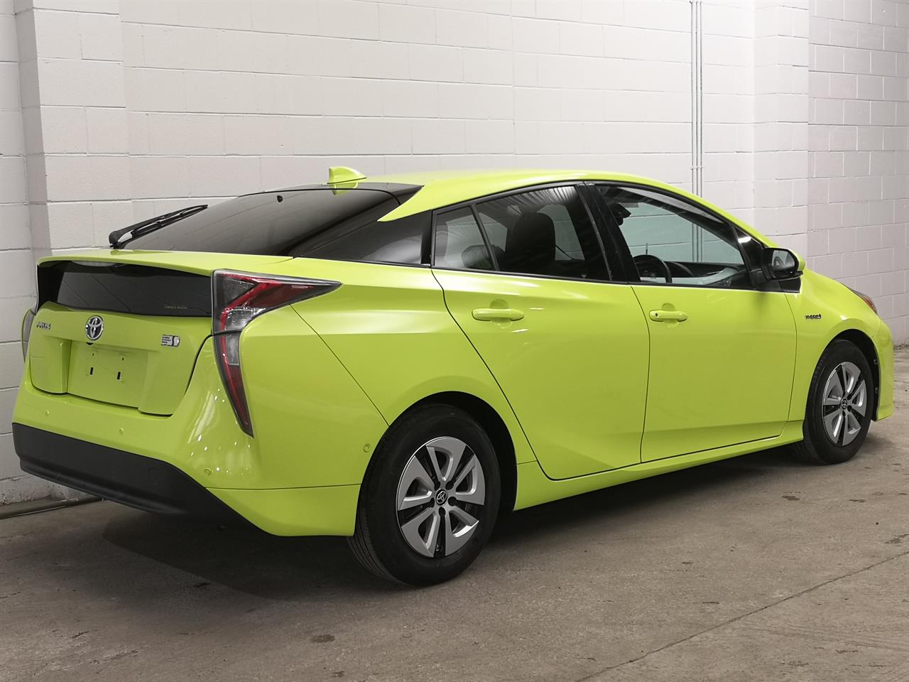 2016 Toyota Prius