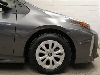 2021 Toyota Prius - Thumbnail