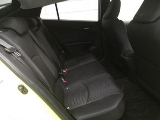 2016 Toyota Prius - Thumbnail