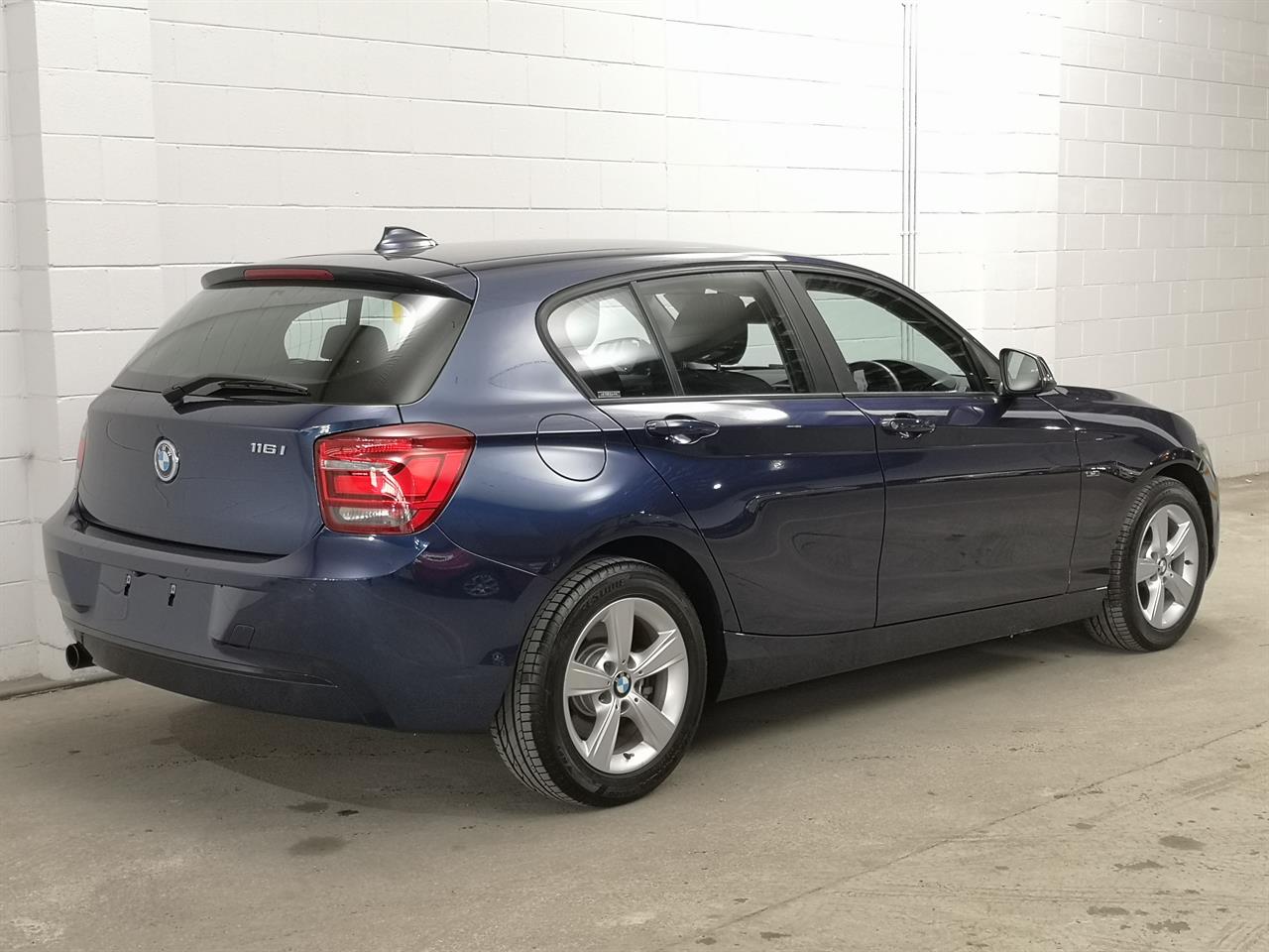 2015 BMW 116i