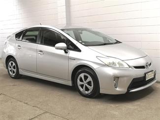 2012 Toyota Prius - Thumbnail