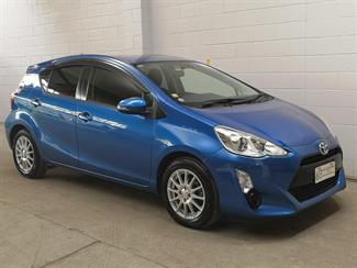 2015 Toyota Aqua - Thumbnail