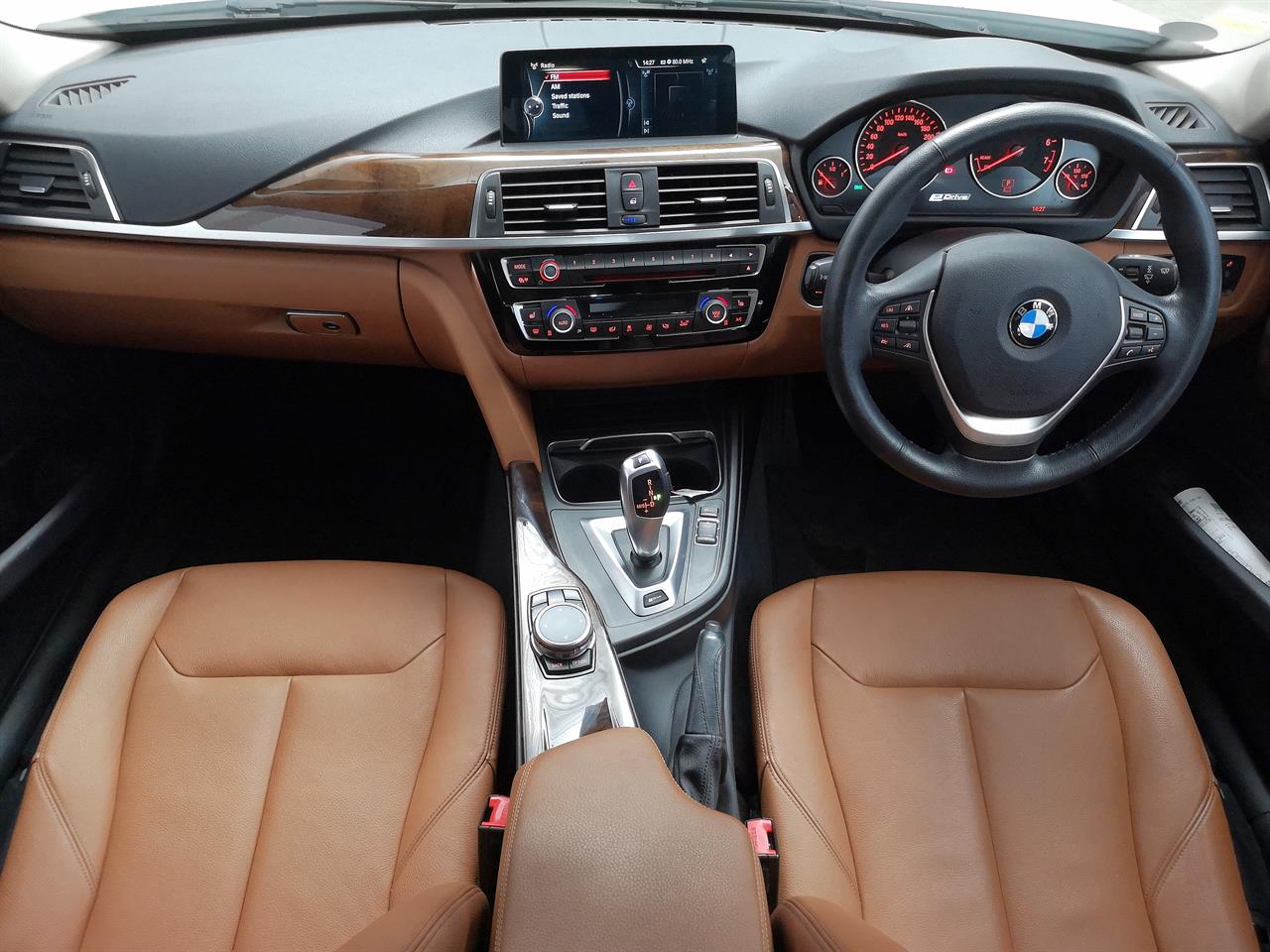 2017 BMW 330e
