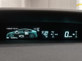 2013 Toyota Prius - Thumbnail