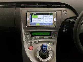 2013 Toyota Prius - Thumbnail