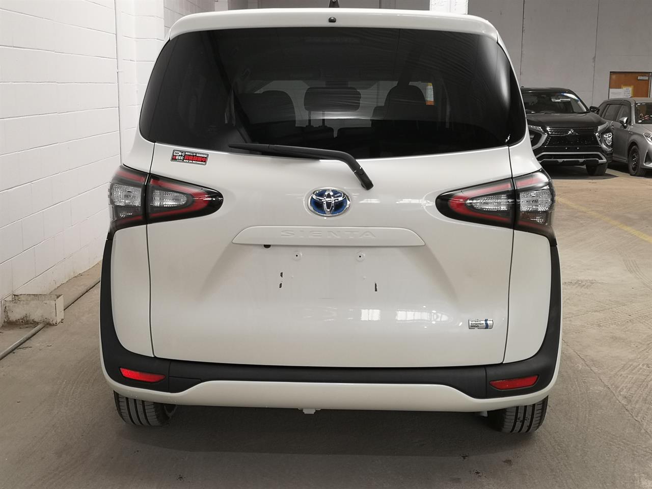 2017 Toyota Sienta