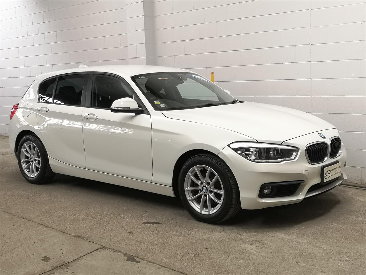 2017 BMW 118I