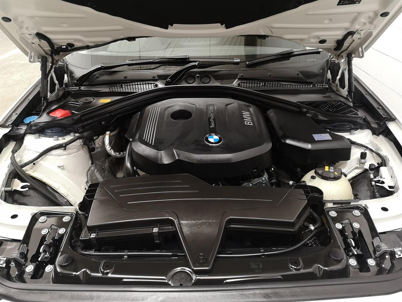 2017 BMW 118I