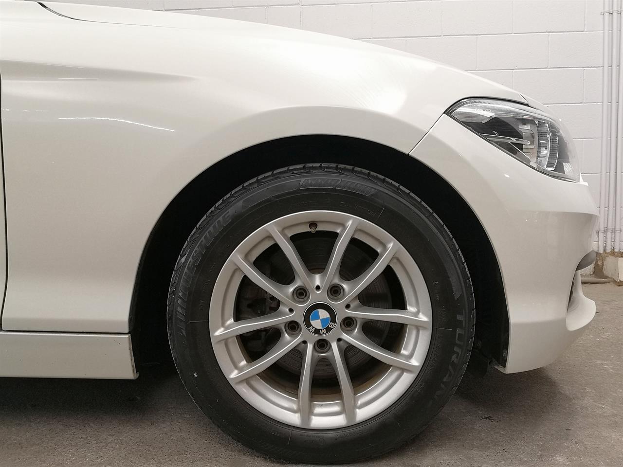 2017 BMW 118I