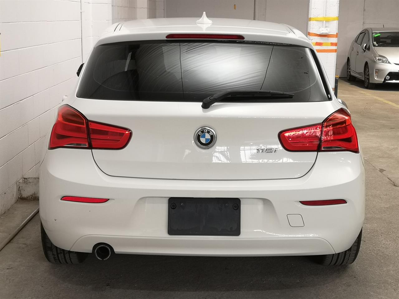 2017 BMW 118I