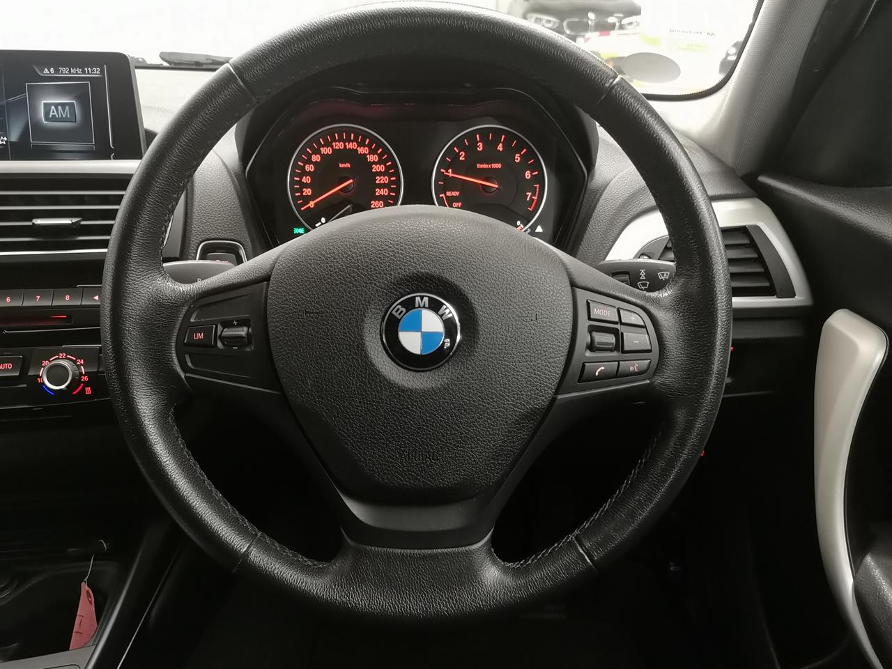 2017 BMW 118I