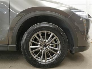 2017 Mazda CX-5 - Thumbnail