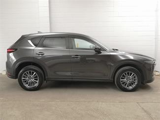2017 Mazda CX-5 - Thumbnail