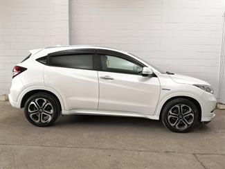 2014 Honda Vezel - Thumbnail