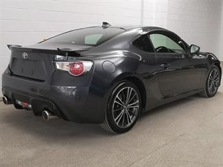 2014 Toyota 86 - Thumbnail