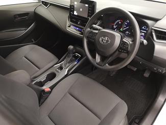 2020 Toyota Corolla - Thumbnail