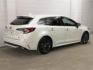 2021 Toyota Corolla - Thumbnail