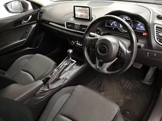 2016 Mazda Axela - Thumbnail