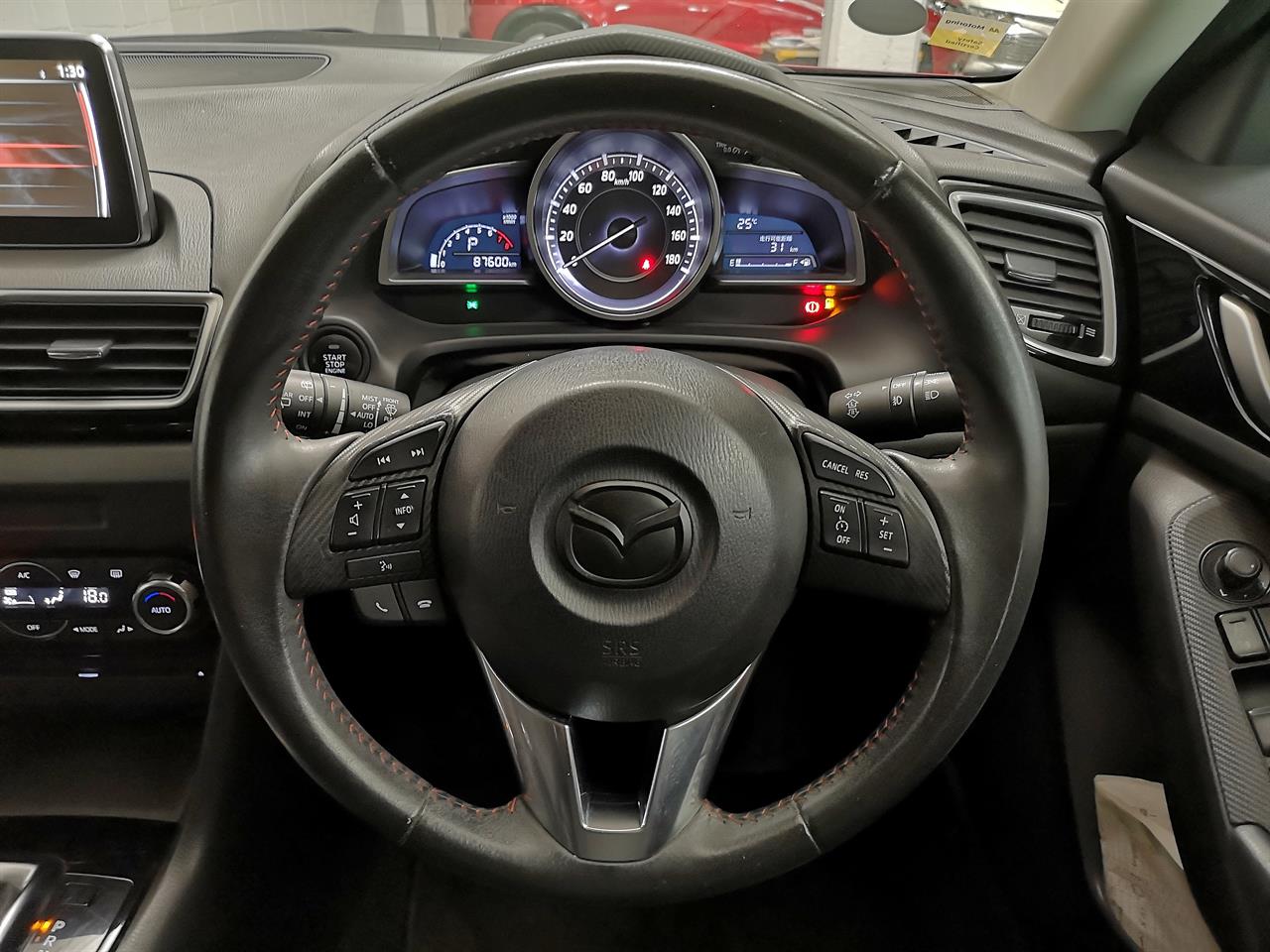 2016 Mazda Axela