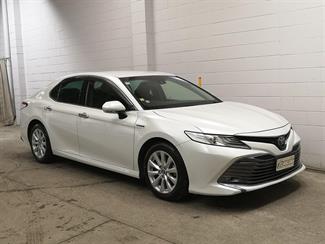 2017 Toyota Camry - Thumbnail