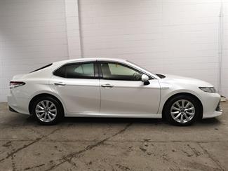 2017 Toyota Camry - Thumbnail