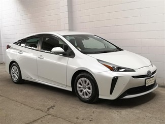 2021 Toyota Prius - Thumbnail