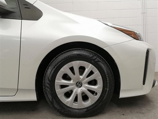 2021 Toyota Prius - Thumbnail