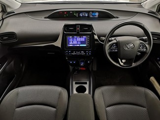 2021 Toyota Prius - Thumbnail