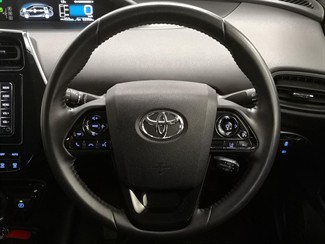 2021 Toyota Prius - Thumbnail